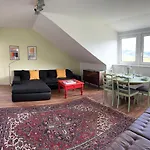 Gemuetliche In Apartmán *